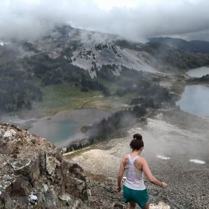 Meet your Posher, Cassia